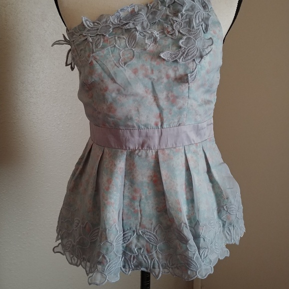 Off shoulder party blouse NWT - Picture 3 of 6